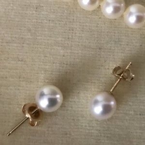14" Vintage Mikimoto Pearl necklace